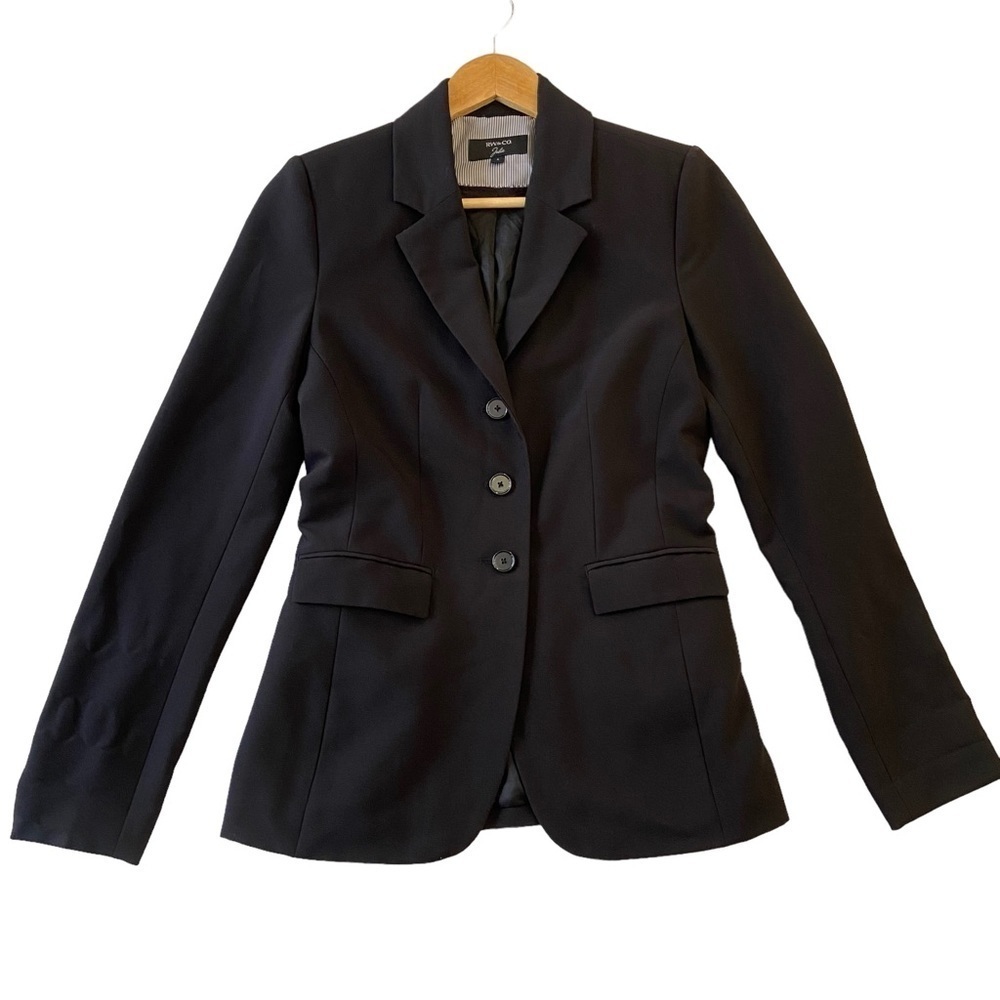 RW&Co. Black Julia blazer formal fitted suit jacket pockets buttons closure 2